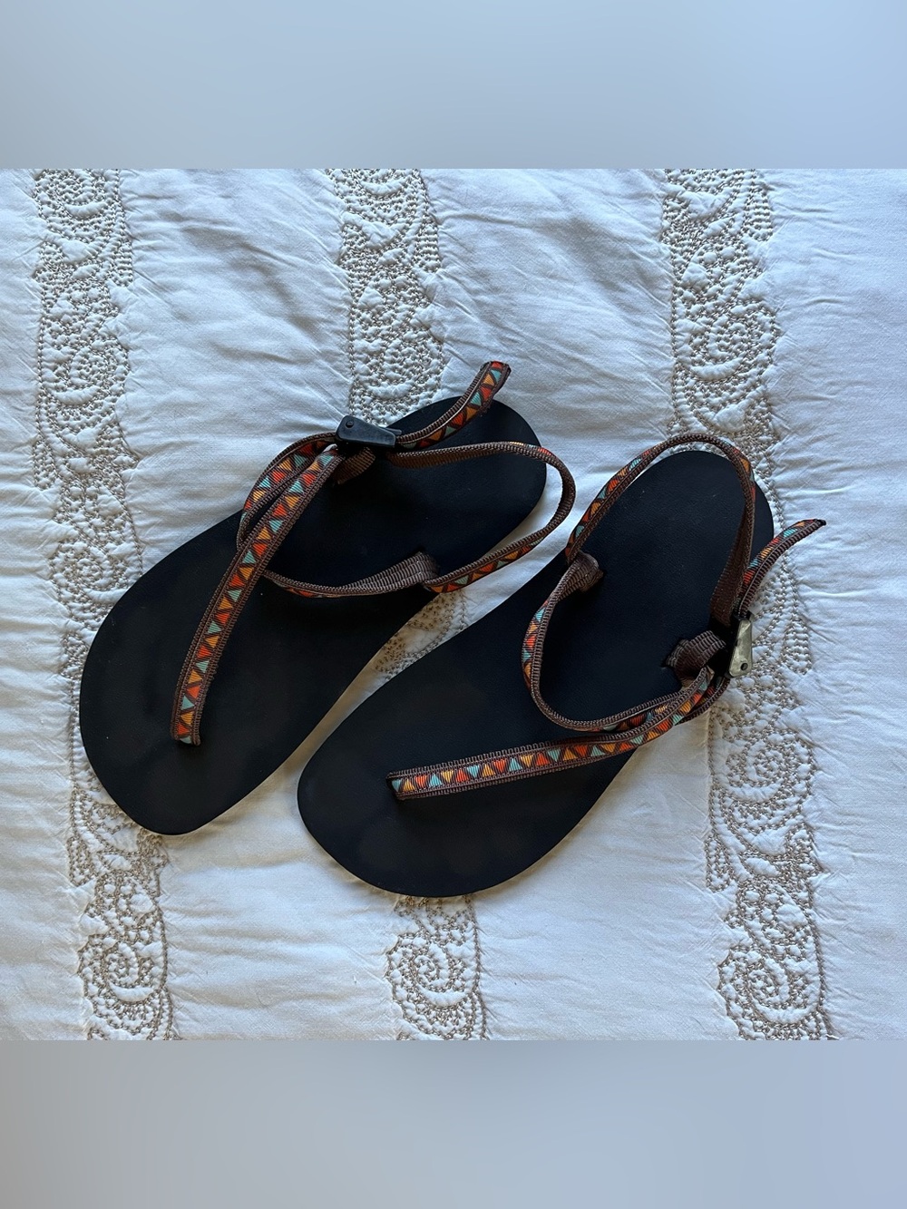 Earth Runners Circadian Sandals - W 7.5 EUC
